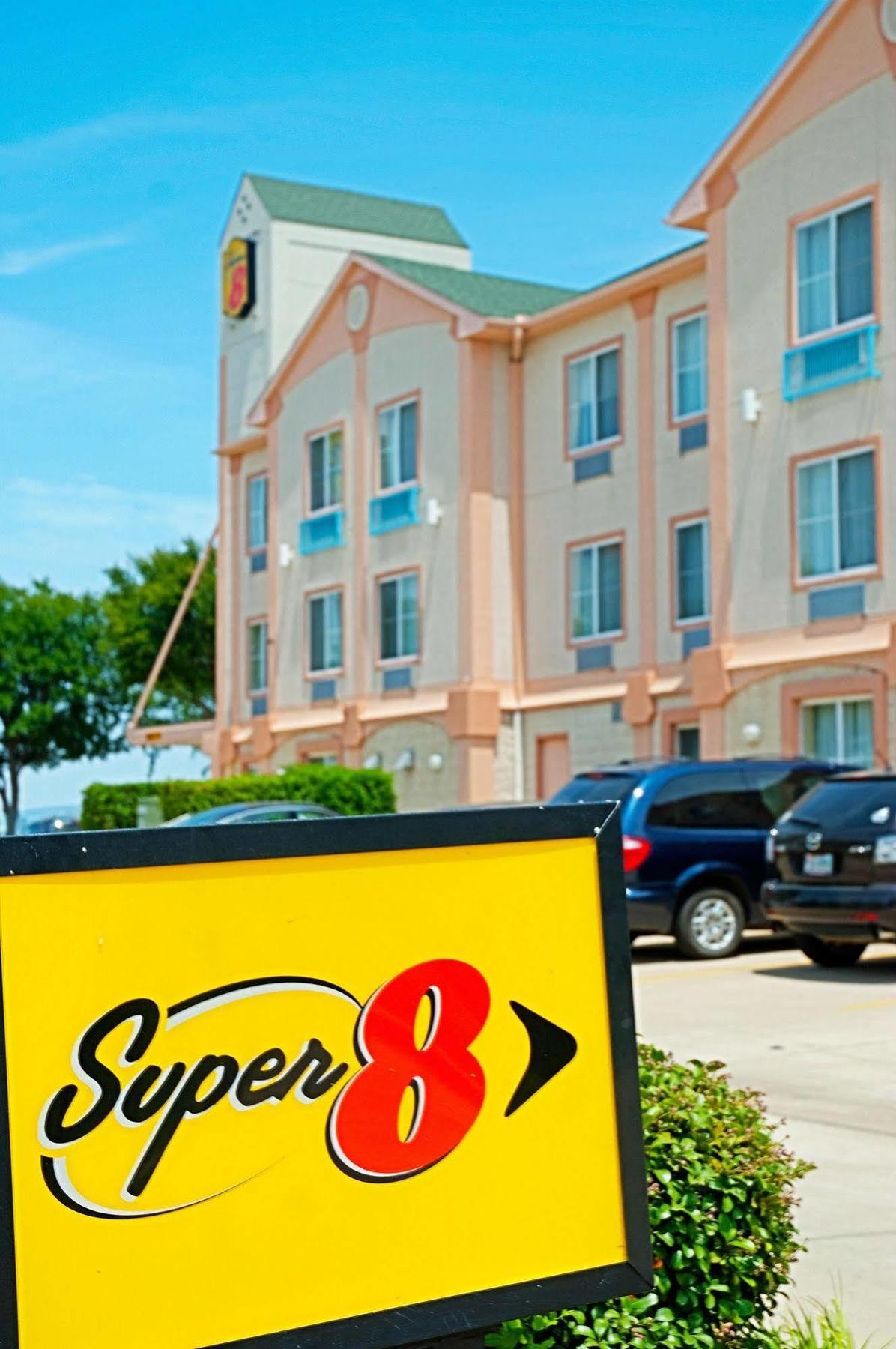 Super 8 By Wyndham Irving/Dfw Apt/North Hotel Exterior photo